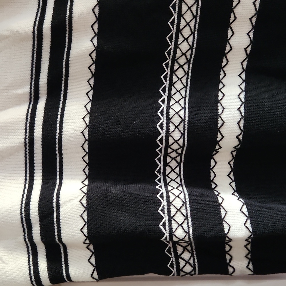 Ann Taylor Loft Sweater - Picture 4 of 6
